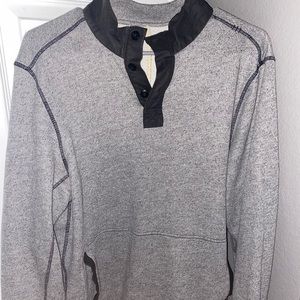Lululemon sweatshirt